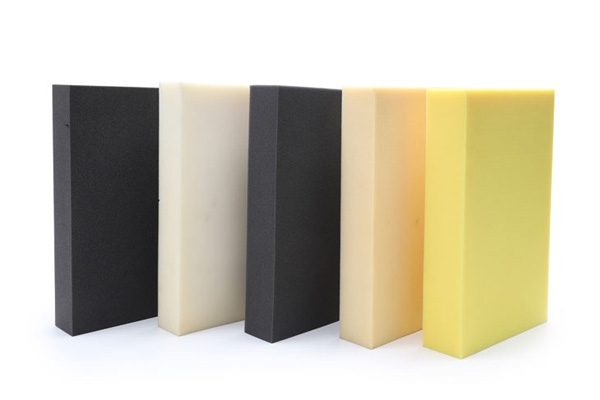 Wat zijn de factoren die de zwartheid van zwarte kleurpasta beïnvloeden?